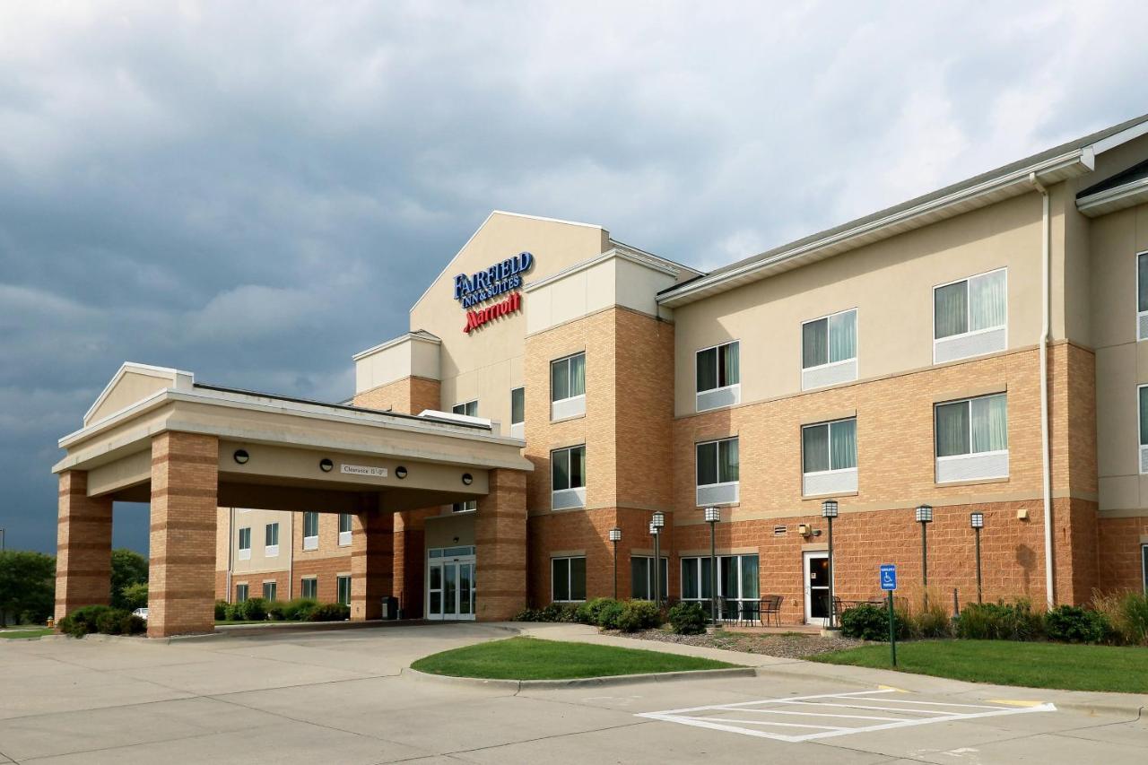 Fairfield Inn & Suites Des Moines Airport Екстер'єр фото