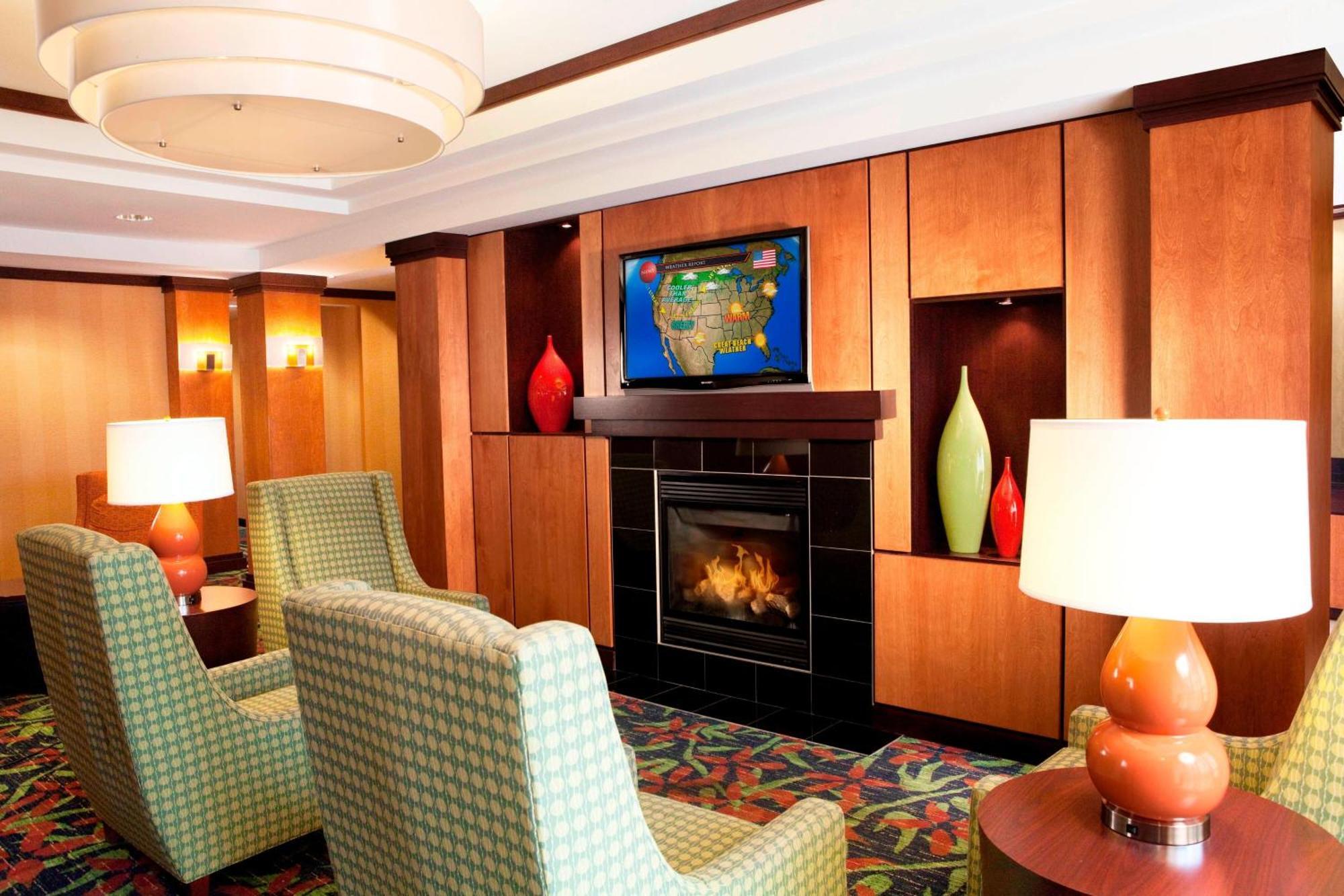 Fairfield Inn & Suites Des Moines Airport Екстер'єр фото